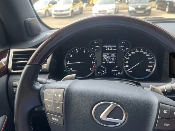 2015 Lexus LX 570 III Рестайлинг, белый, 5700000 рублей - вид 4