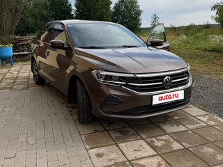 2022 Volkswagen Polo VI, коричневый, 2050000 рублей, вид 4