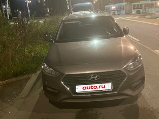 2018 Hyundai Solaris II, коричневый, 1000000 рублей, вид 3