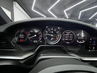 2021 Porsche 911 Carrera 4S VIII (992), красный, 17900000 рублей, вид 3