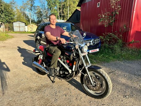 1986 Yamaha V-Max 1200, красный, 300000 рублей, вид 3