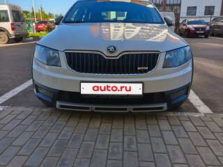 2015 Skoda Octavia Scout III (A7), белый, 2100000 рублей, вид 1