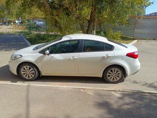 2016 Kia Cerato III Рестайлинг (Classic), белый, 1600000 рублей, вид 2