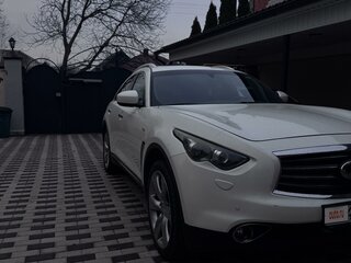 2012 Infiniti FX30d II (S51) Рестайлинг, белый, 2000000 рублей, вид 5