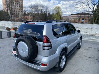 2004 Toyota Land Cruiser Prado 5-speed 120 Series, серебристый, 2150000 рублей, вид 4