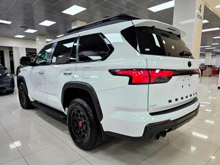 2025 Toyota Sequoia III, белый, 14799000 рублей, вид 4