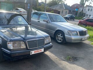1995 Mercedes-Benz E-Класс 300 I (W124), серый, 300000 рублей, вид 1