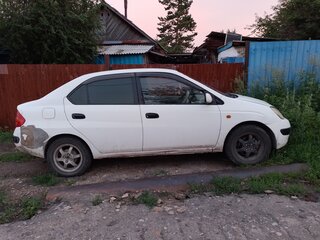 1998 Toyota Prius I (XW10), белый, 300000 рублей, вид 2
