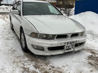 2001 Mitsubishi Galant VIII Рестайлинг, белый, 300000 рублей, вид 5