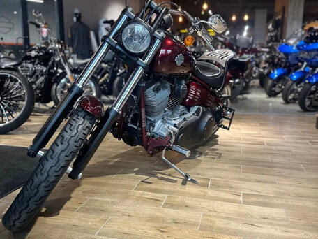 2009 Harley-Davidson Rocker C, красный, 1200000 рублей, вид 3