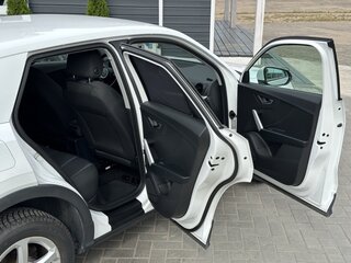 2017 Audi Q2 I, белый, 1320000 рублей, вид 4