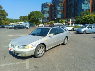 1997 Toyota Camry Gracia IV (XV20), серебристый, 500000 рублей, вид 1