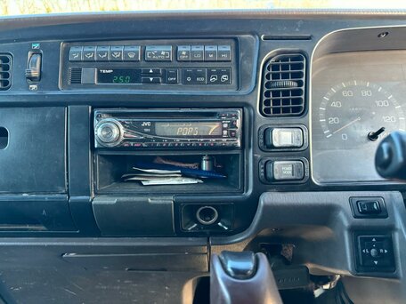 1997 Fuso (Mitsubishi) Canter, белый, 2750000 рублей, вид 3