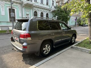 2013 Lexus LX 570 III Рестайлинг, серый, 3600000 рублей, вид 4
