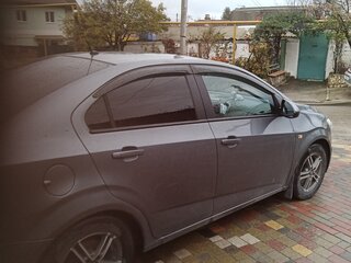 2015 Chevrolet Aveo II, серый, 900000 рублей, вид 3