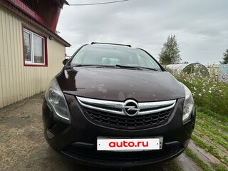 2013 Opel Zafira C, коричневый, 999999 рублей, вид 2
