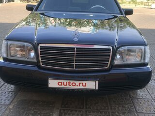 1992 Mercedes-Benz S-Класс 300 III (W140), синий, 2400000 рублей, вид 1