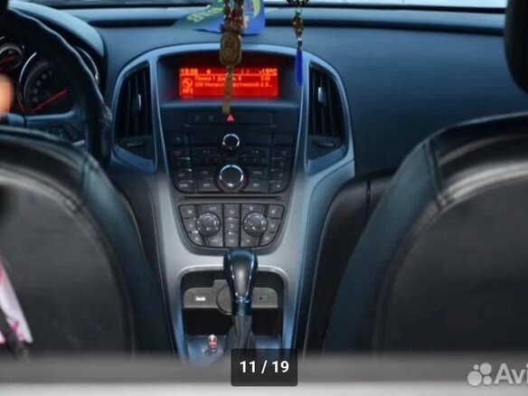 2014 Opel Astra J Рестайлинг, белый, 1100000 рублей - вид 10