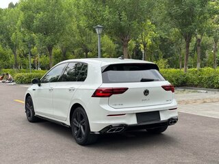 2022 Volkswagen Golf VIII, белый, 1950000 рублей, вид 5