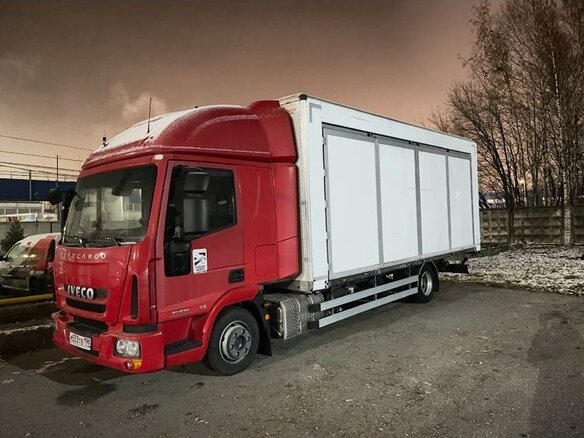 2015 Iveco EuroCargo, красный - вид 7