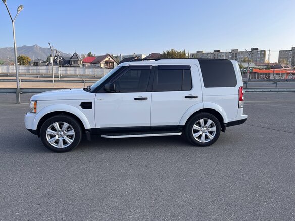 2013 Land Rover Discovery IV, белый, 2749000 рублей - вид 3