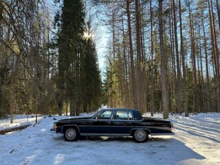 1986 Cadillac Fleetwood Brougham II Рестайлинг, чёрный, 8500000 рублей, вид 5