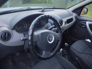 2013 Renault Sandero I, белый, 600000 рублей, вид 5