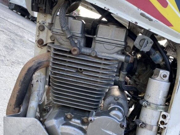 1999 Suzuki DR 250, жёлтый, 300000 рублей - вид 6