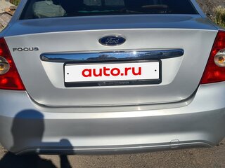 2008 Ford Focus II Рестайлинг, серебристый, 600000 рублей, вид 3