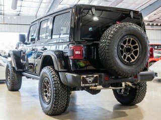 2022 Jeep Wrangler IV (JL), чёрный, 16811151 рублей, вид 3