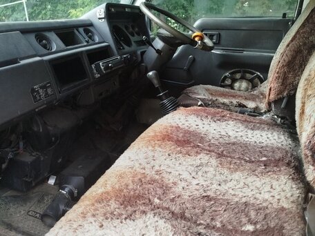 1993 Toyota Dyna, белый, 750000 рублей, вид 1