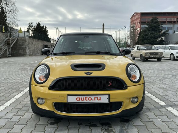 2008 Mini Hatch Cooper S II (R56), жёлтый, 1100000 рублей - вид 11