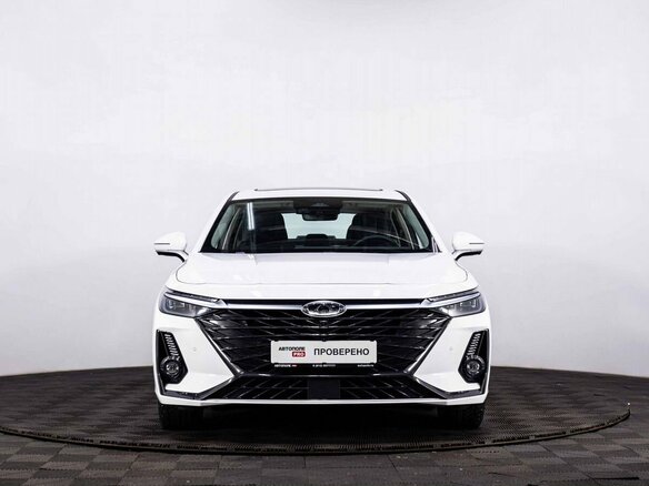 2025 Chery Arrizo 8, белый - вид 1