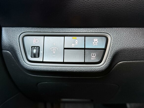 2022 Kia Cerato IV, чёрный, 2220000 рублей - вид 12