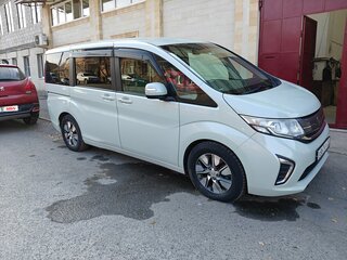 2015 Honda Stepwgn V, зелёный, 1850000 рублей, вид 2
