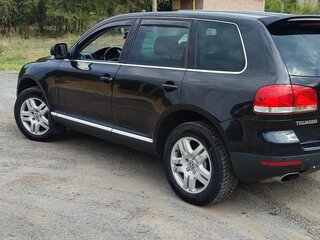 2004 Volkswagen Touareg I, чёрный, 900000 рублей, вид 4