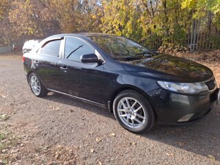 2012 Kia Cerato 6-speed II, чёрный, 500000 рублей, вид 1
