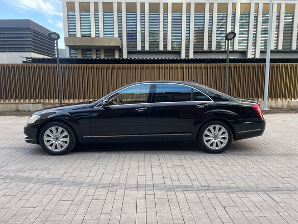 2009 Mercedes-Benz S-Класс 500 Long V (W221) Рестайлинг, чёрный, 1800000 рублей - вид 8