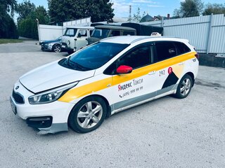 2017 Kia Ceed II Рестайлинг, белый, 470000 рублей, вид 2