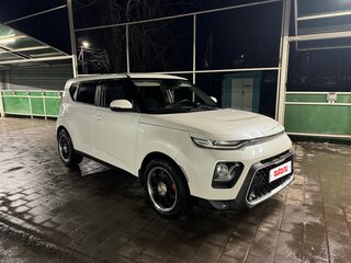 2021 Kia Soul III, белый, 1830000 рублей, вид 1