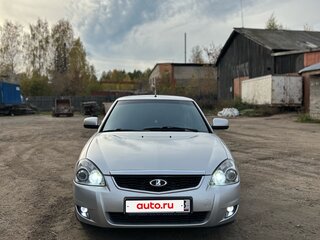 2015 Lada (ВАЗ) Priora I Рестайлинг, серебристый, 500000 рублей, вид 3