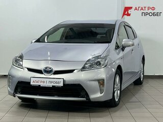 2013 Toyota Prius III Рестайлинг (XW30), серебристый, 1138500 рублей, вид 1