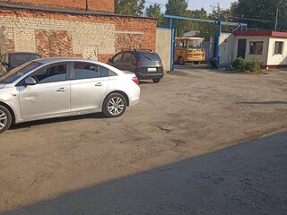 2013 Chevrolet Cruze I Рестайлинг, серебристый, 750000 рублей, вид 3
