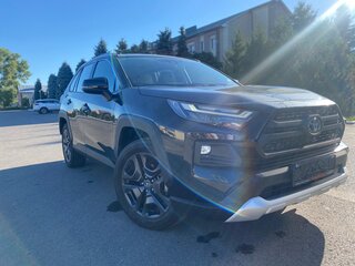 2023 Toyota RAV4 V (XA50), чёрный, 4200000 рублей, вид 1