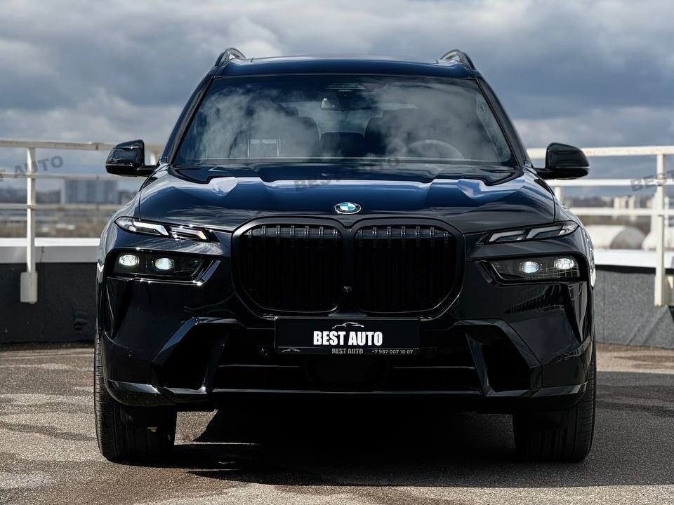 Открыть фотографии: BMW X7 I (G07) Рестайлинг
