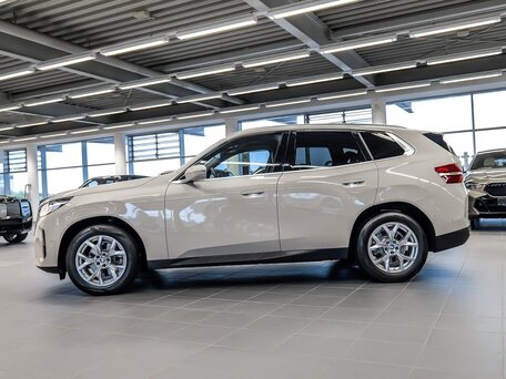 2025 BMW X3 20d xDrive IV (G45/G48), бежевый, 6600000 рублей, вид 4