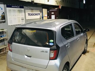 2019 Daihatsu Mira e:S II, серебристый, 850000 рублей, вид 4