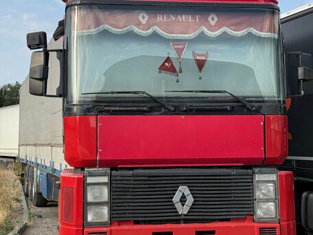 1996 Renault Magnum, красный, 1200000 рублей, вид 2