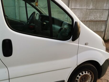 2010 Renault Trafic, белый, 870000 рублей, вид 5