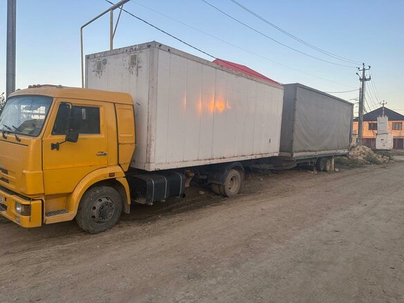 2008 КамАЗ 4308, золотистый, 1500000 рублей - вид 1